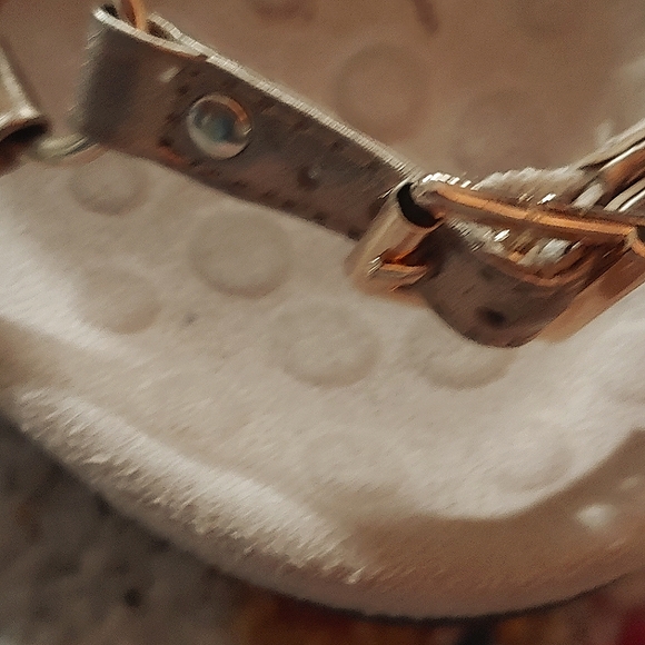 Women's Vionic Slingback Thong Sandals Metallic Gold Leather, size 9 - Picture 7 of 9